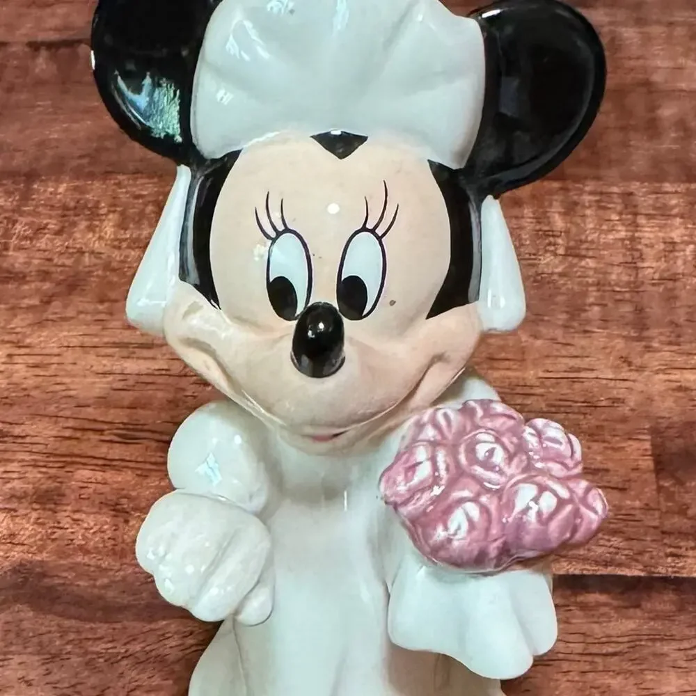 Vintage Minnie Mouse Bride  Porcelain Figure Disney Salt Shaker